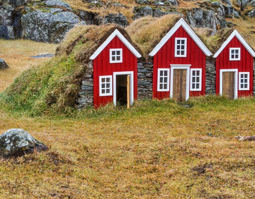 Tourisme Mystique en Islande : Études Elfes et Êtres Mythologiques, InfoMistico.com