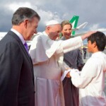 Obsequio que recibió el Papa en Colombia, InfoMistico.com